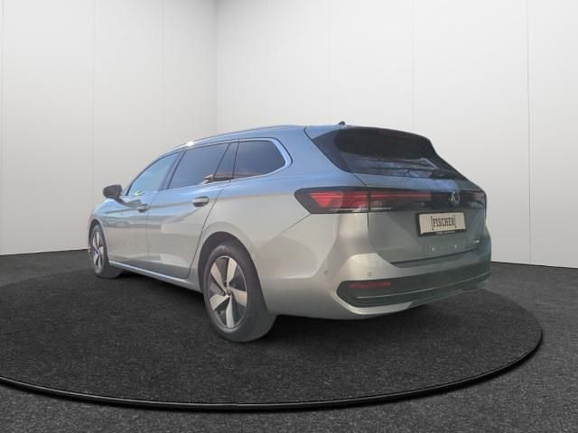 Gebraucht VW Passat Business 204 PS (150 kW) 2025 Silber Kombi