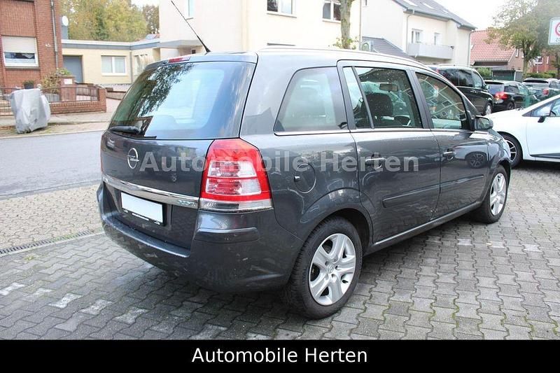 Gebraucht Opel Zafira Edition 116 PS (85 kW) 2009 Grau Van / Kleinbus