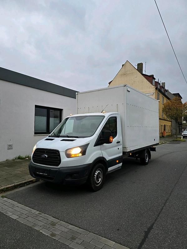 Weiß Gebraucht 2017 Ford Transit | 16.250 € - Bild 1/4