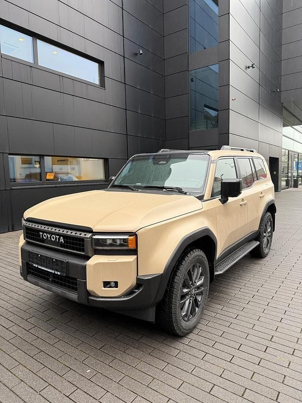 Schwarz Gebraucht 2025 Toyota Land Cruiser SUV | 85.800 € - Bild 1/4