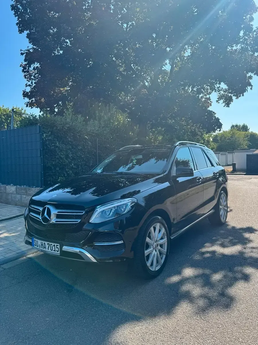 Gebraucht Mercedes GLE350 AMG 258 PS (189 kW) 2016 Schwarz SUV
