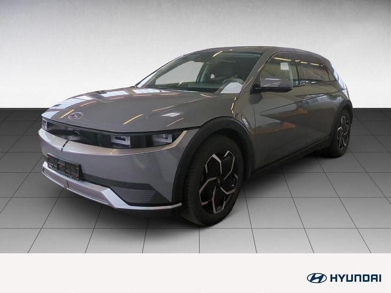 Grau Gebraucht 2022 Hyundai Ioniq Techniq Kleinwagen | 29.680 € (Superpreis) - Bild 1/4