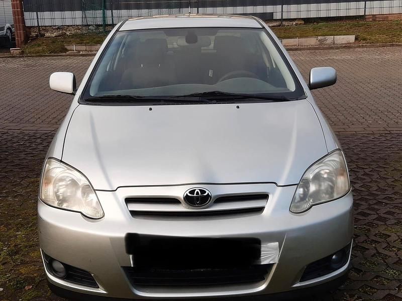 Grau Gebraucht 2005 Toyota Corolla Kleinwagen | 3.490 € (Fairer Preis) - Bild 1/4