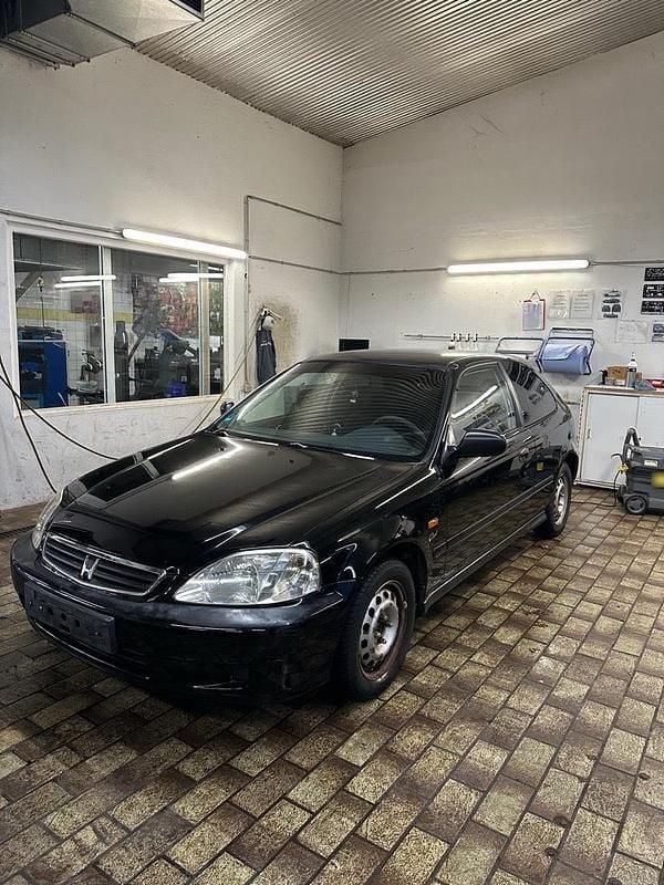 Gebraucht Honda Civic 90 PS (66 kW) 1999 Schwarz Coupé