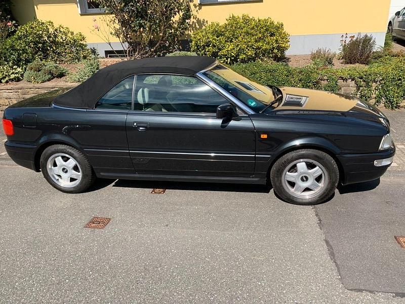 Gebraucht Audi 80 S-Line 150 PS (110 kW) 1998 Schwarz Cabrio
