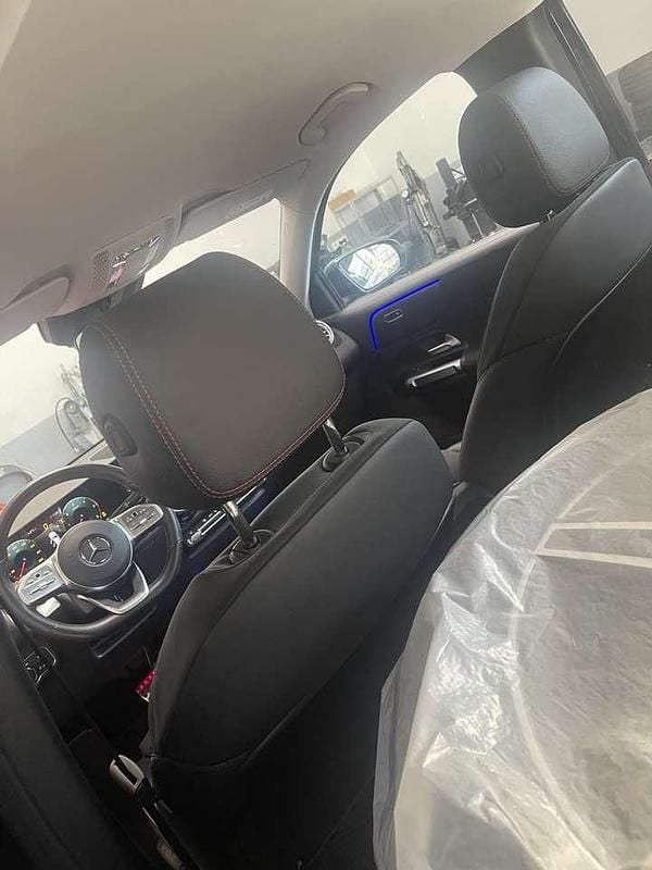 Gebraucht Mercedes GLB220 AMG line 190 PS (139 kW) 2021 SUV