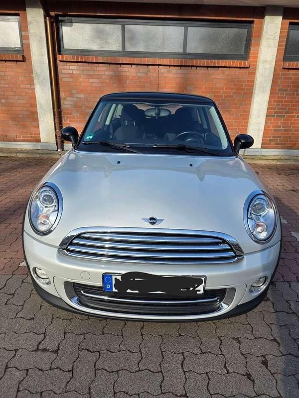 Gebraucht Mini Cooper 122 PS (89 kW) 2010 Weiß Kleinwagen