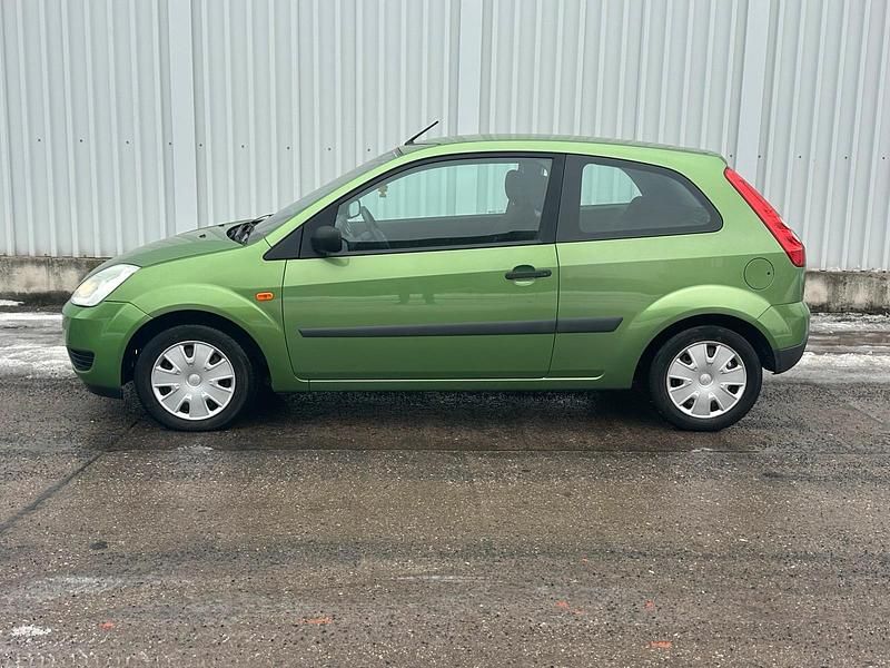 Gebraucht Ford Fiesta 60 PS (44 kW) 2007 Grün Kleinwagen