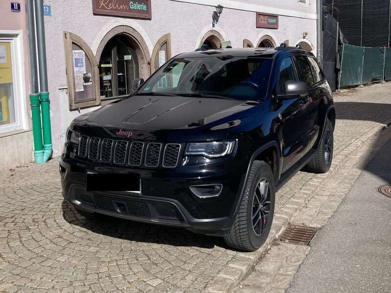 Schwarz Gebraucht 2017 Jeep Grand Cherokee Trailhawk SUV | 22.800 € (Fairer Preis) - Bild 1/4
