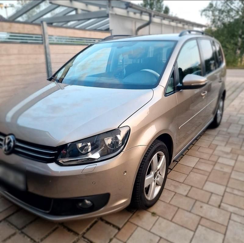 Gebraucht VW Touran 140 PS (102 kW) 2013 Andere farben Van / Kleinbus