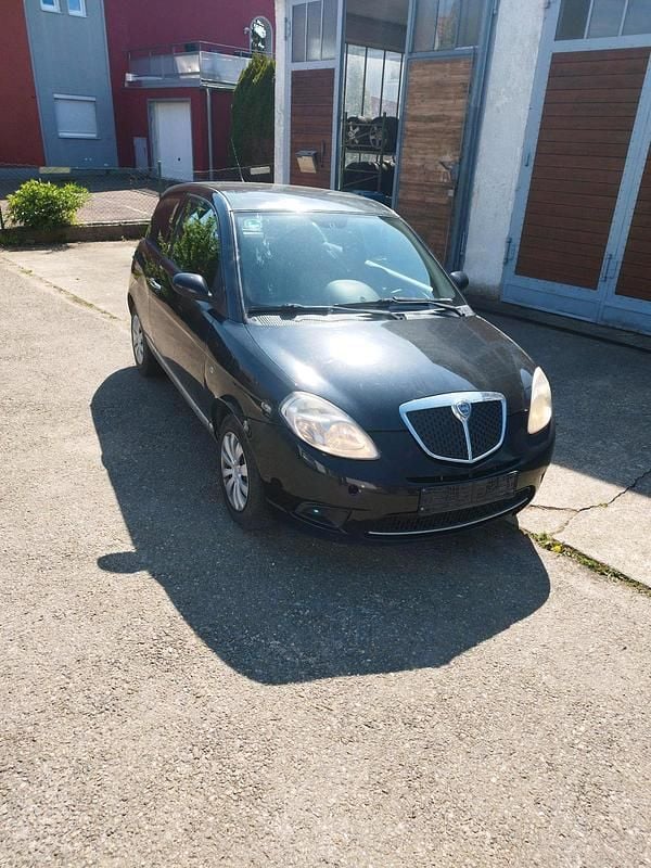 Gebraucht Lancia Ypsilon 60 PS (44 kW) 2007 Schwarz Kleinwagen