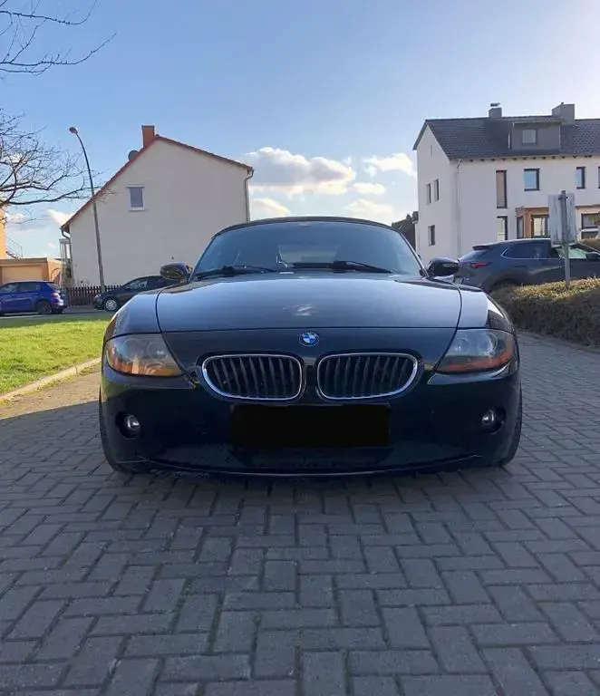 Gebraucht BMW Z4 Performance 170 PS (125 kW) 2004 Schwarz Cabrio