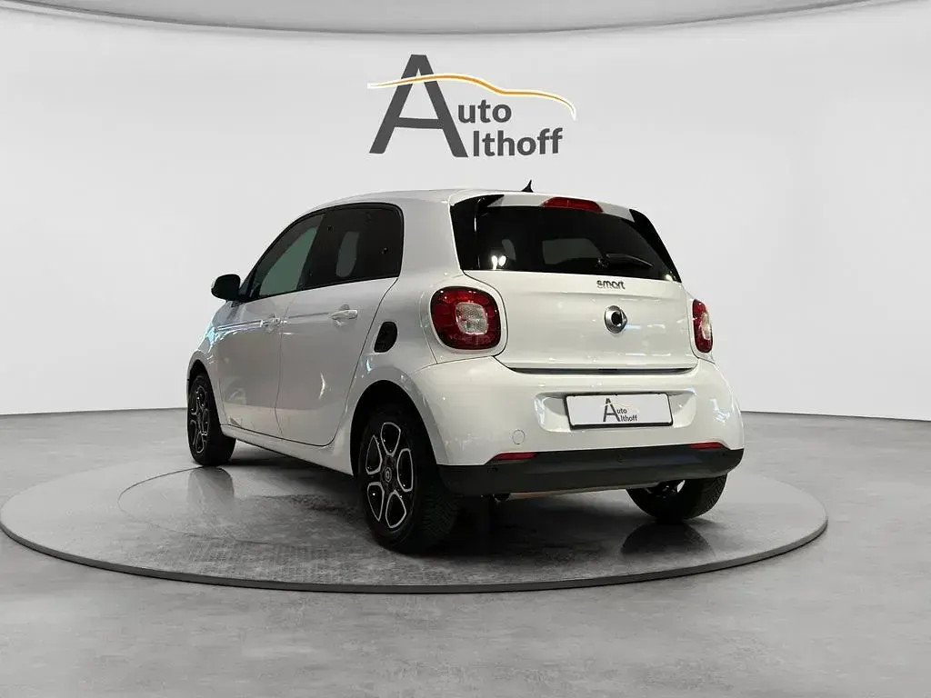 Gebraucht Smart ForFour Prime 90 PS (66 kW) 2017 Weiß Kleinwagen
