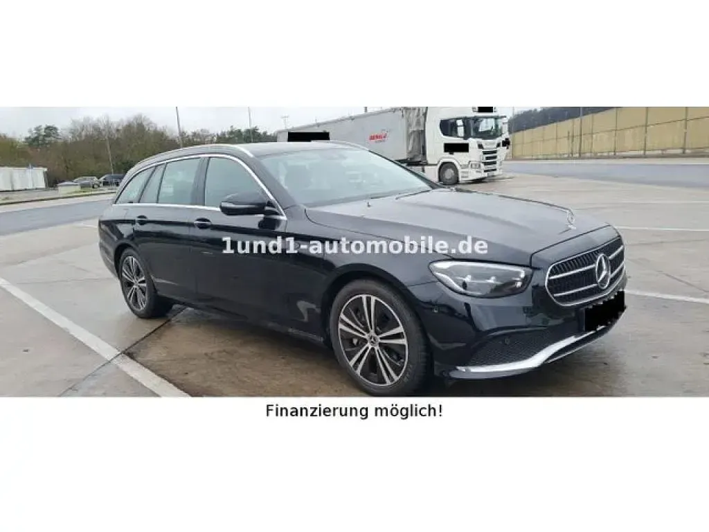 Gebraucht Mercedes E400 Avantgarde 330 PS (242 kW) 2021 Schwarz Kombi
