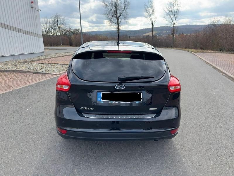 Gebraucht Ford Focus Business Edition 150 PS (110 kW) 2015 Schwarz Limousine