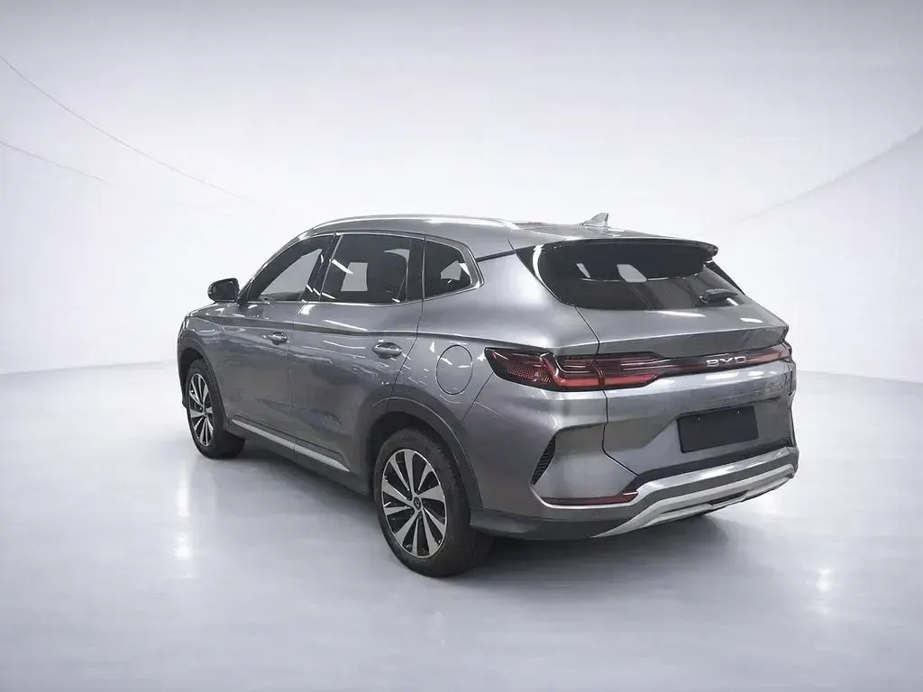 Używany BYD Seal U Boost 218 KM (160 kW) 2025 Szary SUV