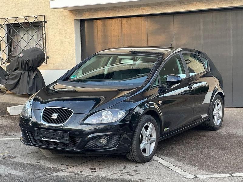 Schwarz Gebraucht 2012 Seat Leon Copa Limousine | 5.990 € (Fairer Preis) - Bild 1/4