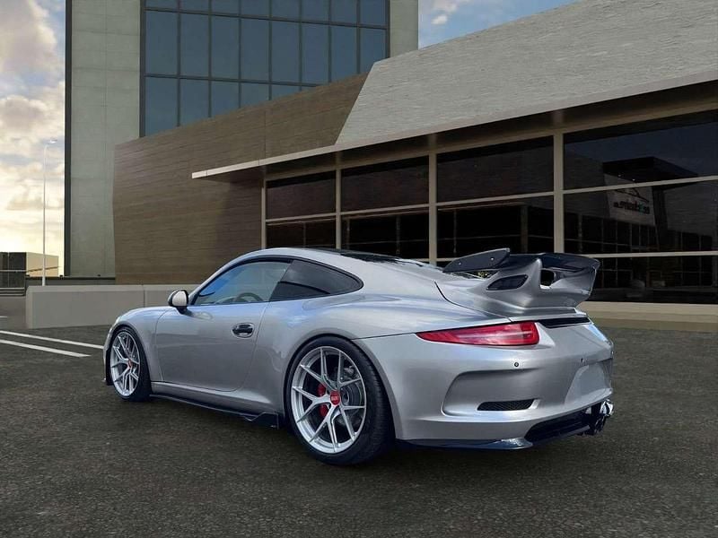 Second-hand Porsche 991 400 CP (294 kW) 2012 Argintiu Coupe