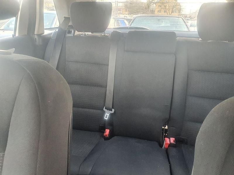 Silber Gebraucht 2007 Mercedes B200 Edition Van / Kleinbus | 1.990 € (Superpreis) - Bild 1/4