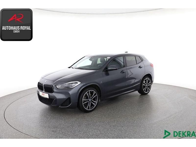 Grau (metallic) Gebraucht 2022 BMW X2 Sport Line SUV | 25.580 € (Guter Preis) - Bild 1/4