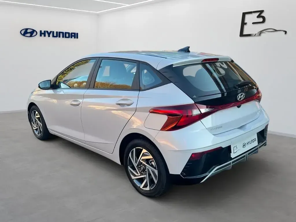 Neu Hyundai i20 Trend 90 PS (66 kW) 2026 Rot Kleinwagen