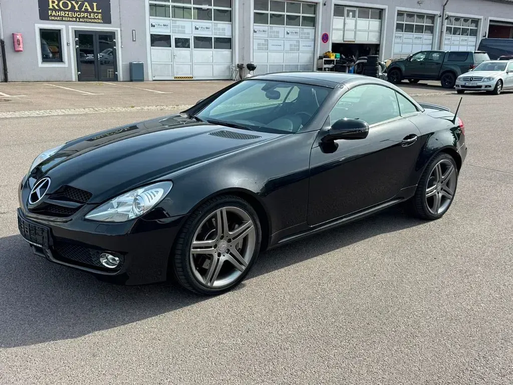 Gebraucht Mercedes SLK200 Edition 184 PS (135 kW) 2010 Schwarz Cabrio