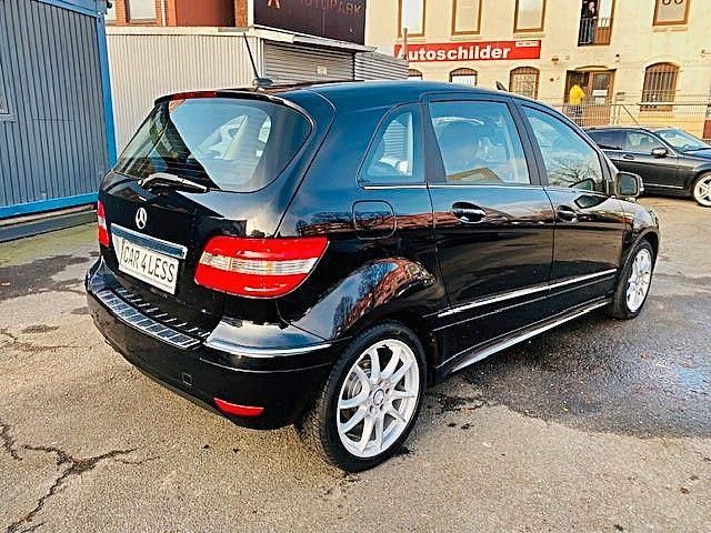Gebraucht Mercedes B160 95 PS (69 kW) 2011 Schwarz Van / Kleinbus