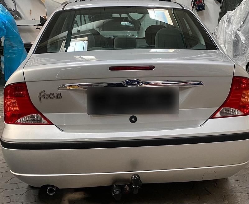 Usata Ford Focus 100 CV (73 kW) 2001 Berlina