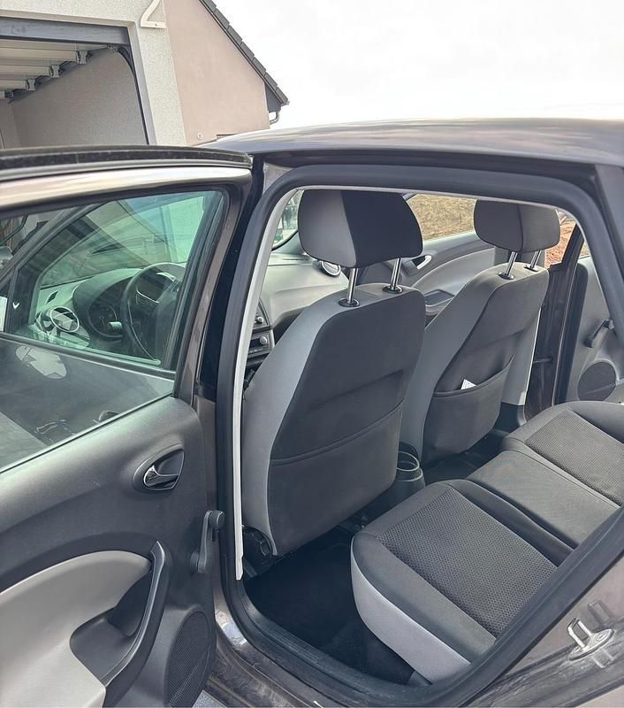 Gebraucht Seat Ibiza Style 90 PS (66 kW) 2017 Grau Limousine