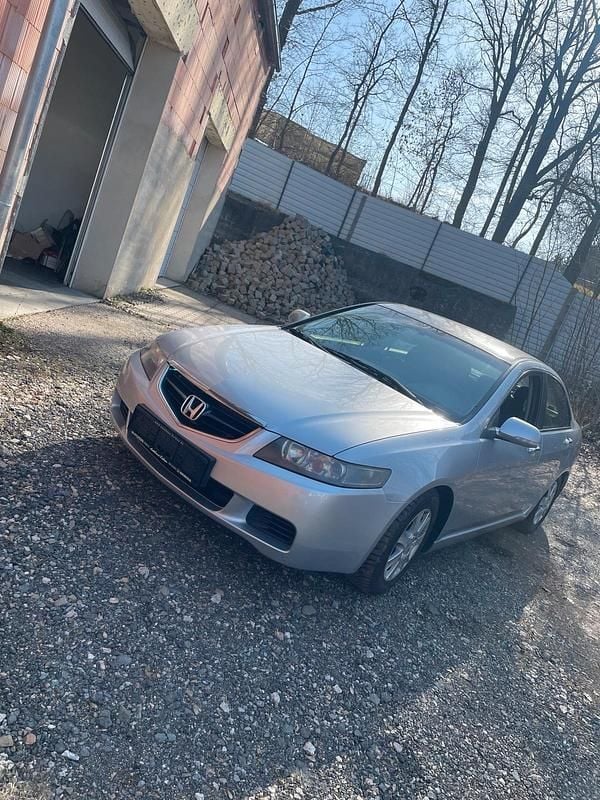 Gebraucht Honda Accord 155 PS (114 kW) 2002 Silber Limousine