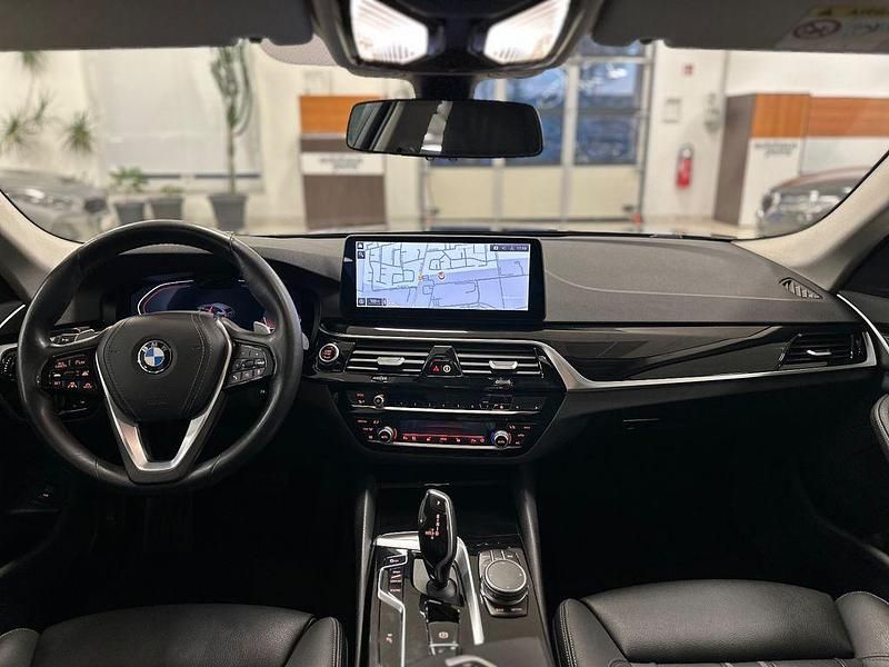 Gebraucht BMW 520 Sport Line 190 PS (139 kW) 2022 Schwarz Limousine