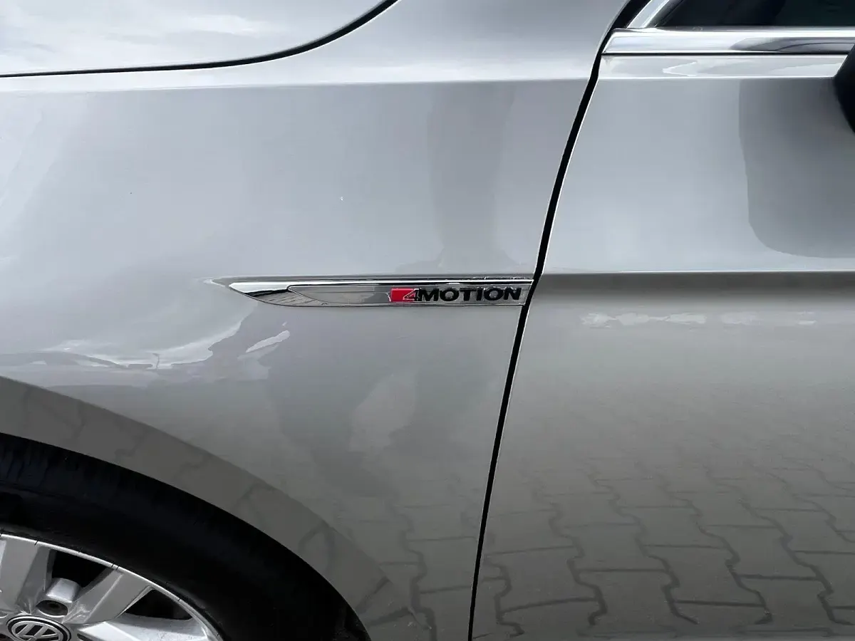 Gebraucht VW Passat Comfortline 190 PS (139 kW) 2015 Silber Kombi