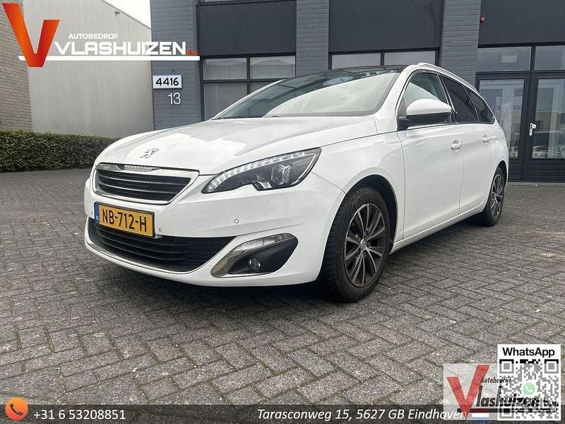 Weiß Gebraucht 2017 Peugeot 308 Premium Kombi | 3.350 € - Bild 1/4