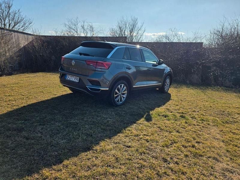 Gebraucht VW T-Roc Style 116 PS (85 kW) 2018 Grau SUV