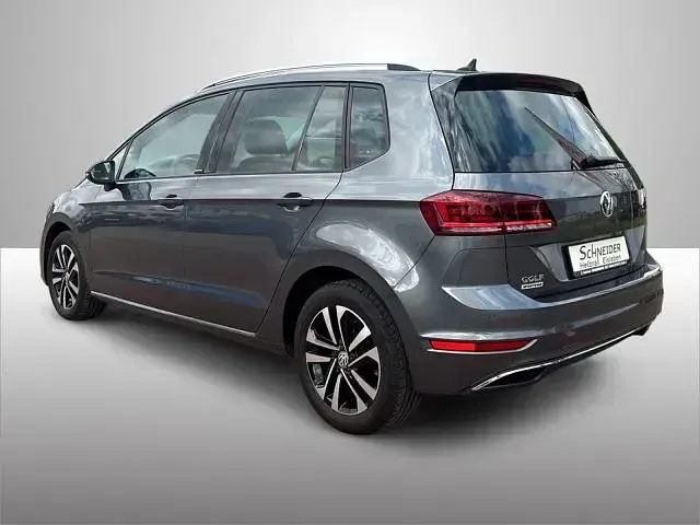 Gebraucht VW Golf VII United 116 PS (85 kW) 2020 Grau Van / Kleinbus