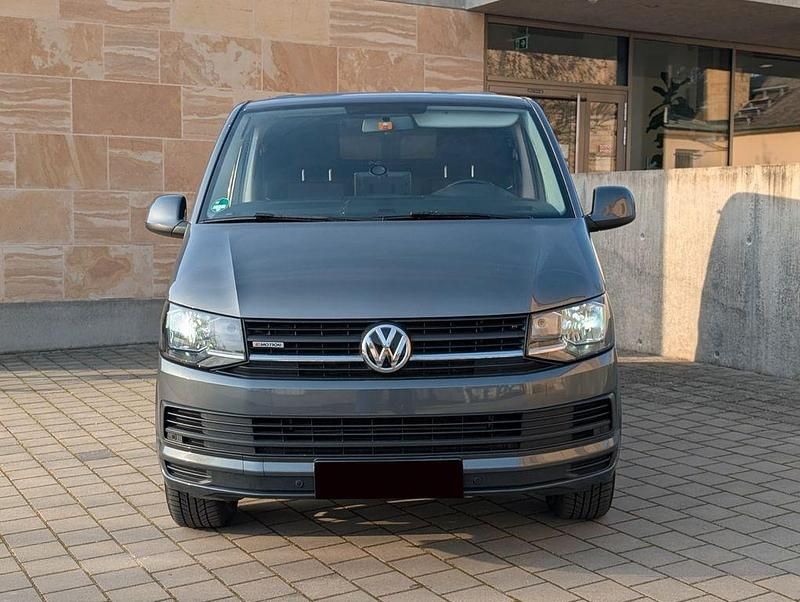 Second-hand VW Transporter 150 CP (110 kW) 2017 Gri Van