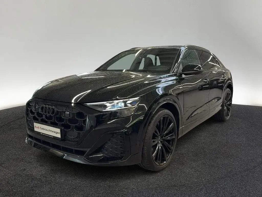Gebraucht Audi Q8 Ambiente 286 PS (210 kW) 2025 Mythosschwarz metallic SUV
