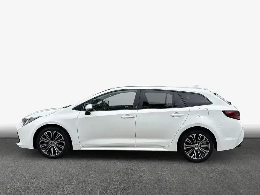 Gebraucht Toyota Corolla Team 184 PS (135 kW) 2022 Weiß Kombi