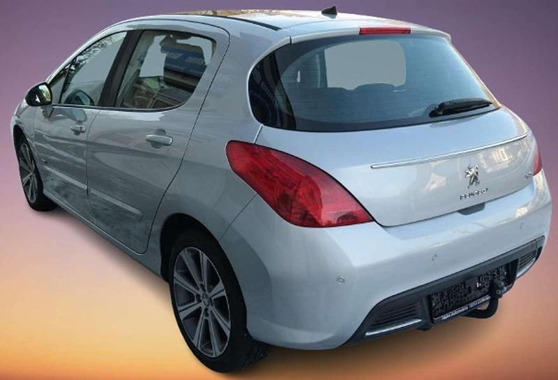 Gebraucht Peugeot 308 SW Style 120 PS (88 kW) 2013 Silber Kombi