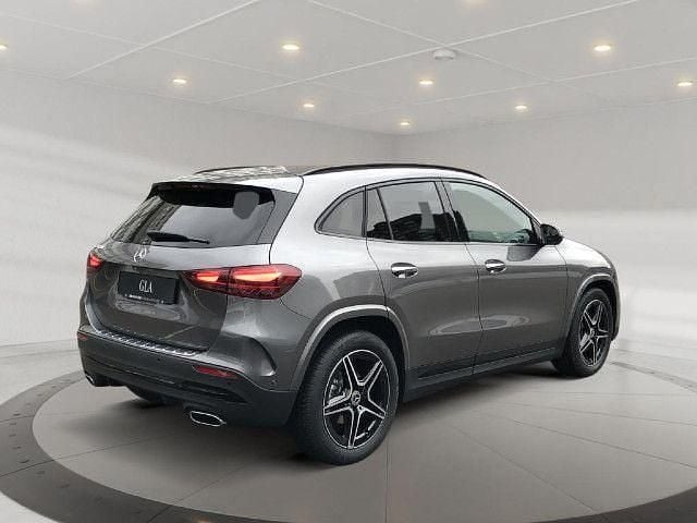 Gebraucht 2025 Mercedes GLA180 AMG line SUV | 40.880 € (Fairer Preis) - Bild 1/4