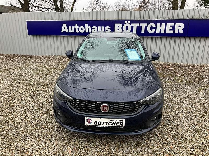 (new blu (vr717/a)) Gebraucht 2016 Fiat Tipo Lounge Kleinwagen | 9.990 € (Fairer Preis) - Bild 1/4