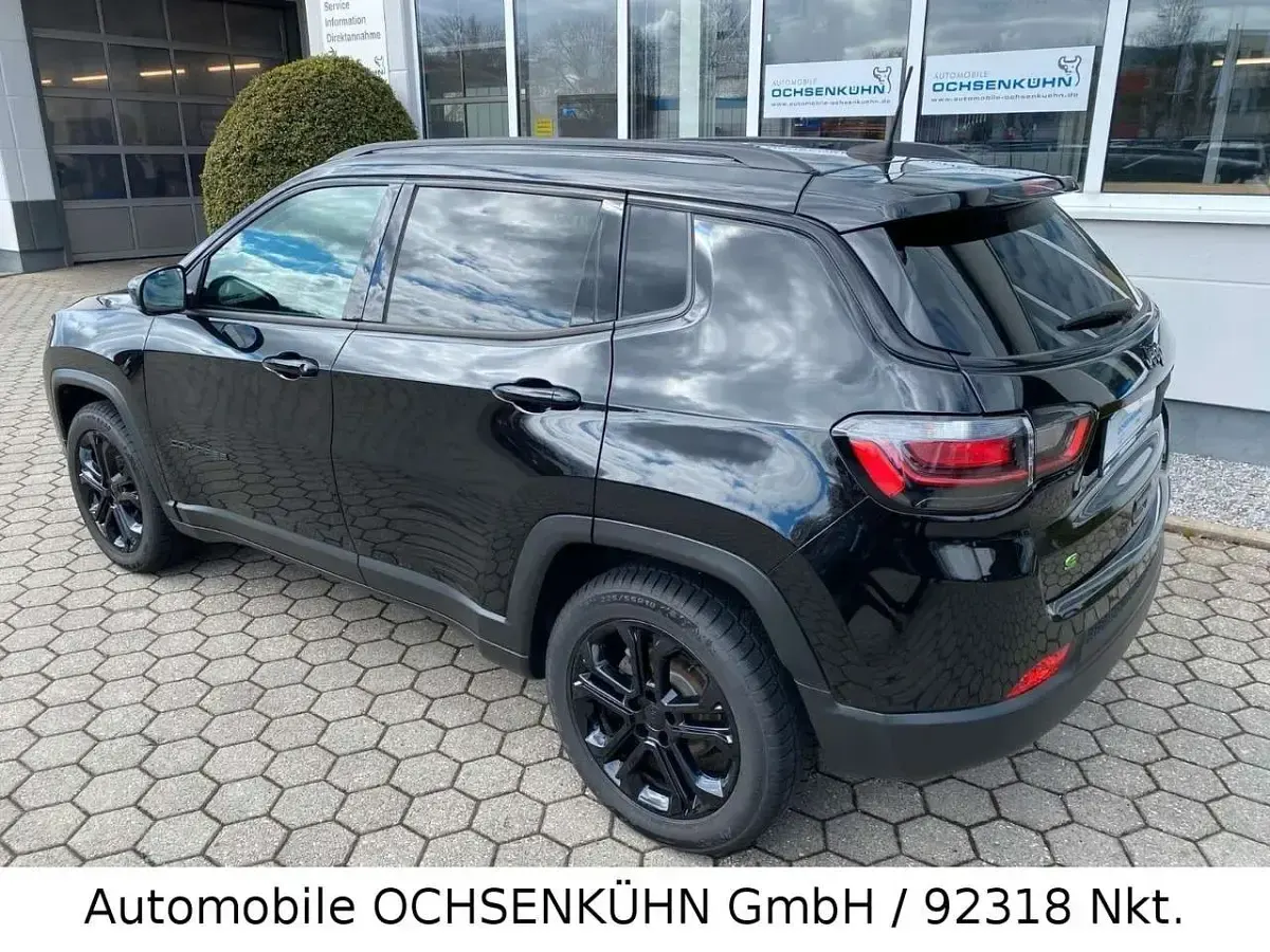 Usata Jeep Compass Night Eagle 131 CV (96 kW) 2024 Nero SUV