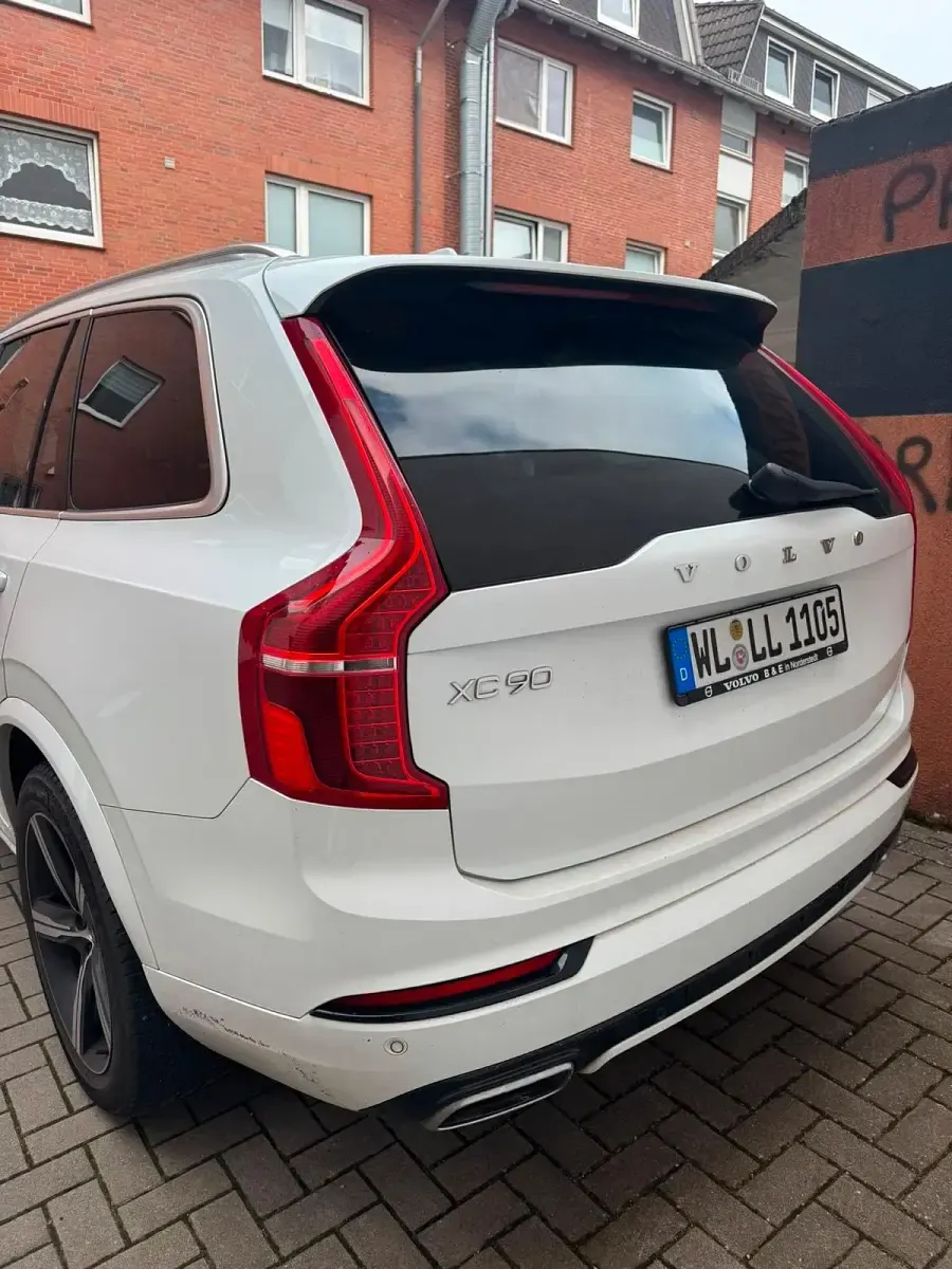 Gebraucht Volvo XC90 Momentum 2018 Weiß SUV