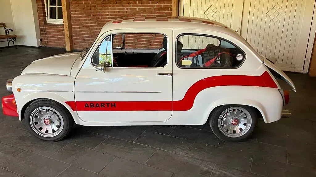 Gebraucht Fiat 850 Abarth 48 PS (35 kW) 1972 Weiß Kleinwagen