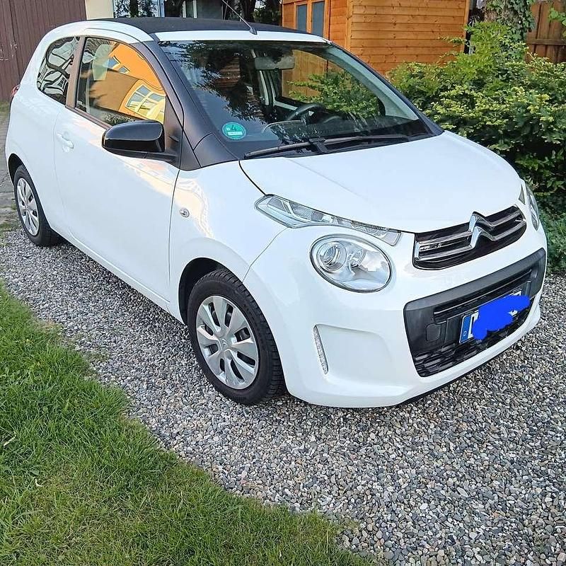 Weiß Gebraucht 2015 Citroën C1 Feel Kleinwagen | 6.950 € (Fairer Preis) - Bild 1/4