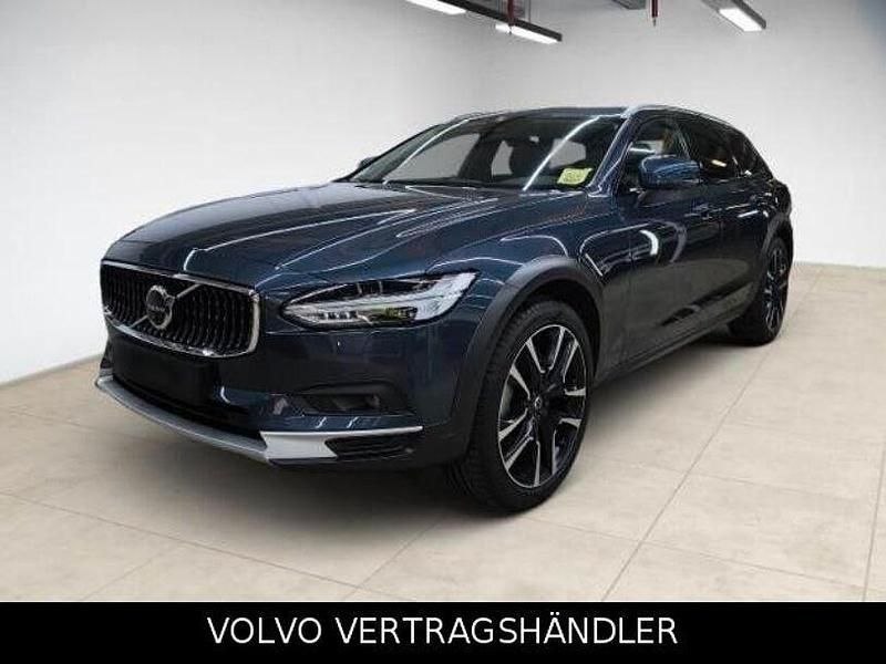 Blau Gebraucht 2024 Volvo V90 CC Ultimate Kombi | 53.890 € (Fairer Preis) - Bild 1/4