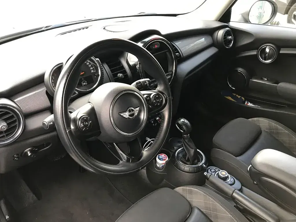 Occasion Mini Metropolitan 116 ch (85 kW) 2017 Blanc Citadine