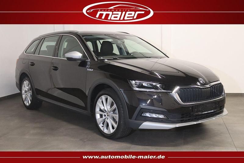 Schwarzmagic perleffekt Gebraucht 2022 Skoda Octavia Scout 4x4 Kombi | 22.900 € (Guter Preis) - Bild 1/4