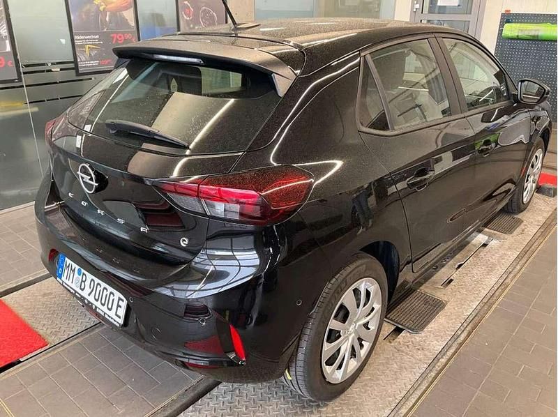Gebraucht Opel Corsa-e Edition 100 kW (136 PS) 2023 Schwarz Kleinwagen