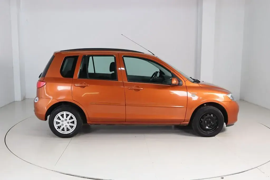 Gebraucht Mazda 2 Exclusive 80 PS (58 kW) 2003 Orange Kleinwagen